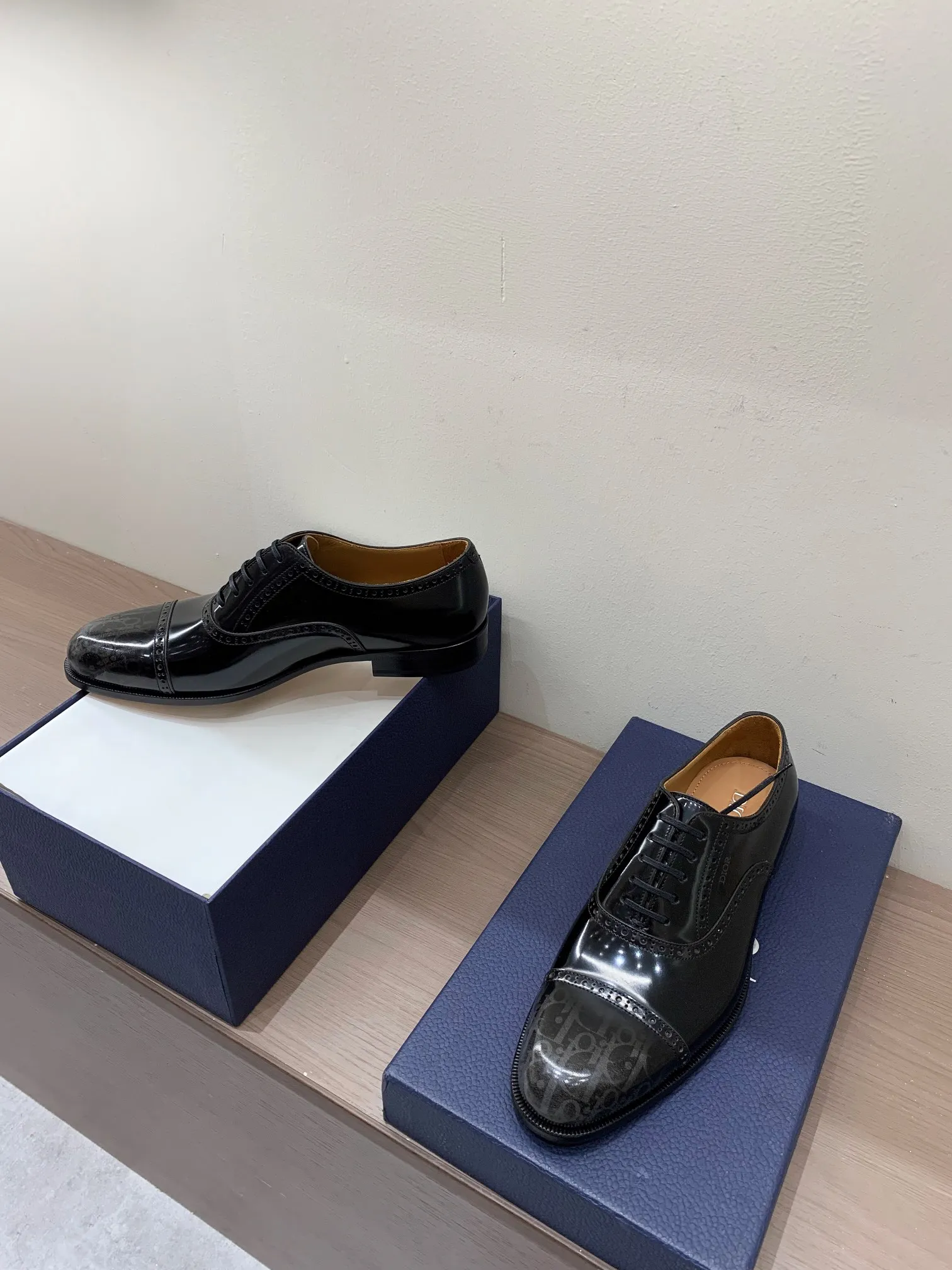 Batch 940 yuan 💰Dior high-end men's boutique casual leather shoes, imported cowhide upper, water-dyed cowhide lining, imported genuine leather outsole, perfect details, standard code 39-44 (38.45, 46 customized, non-returnable and non-exchangeable)